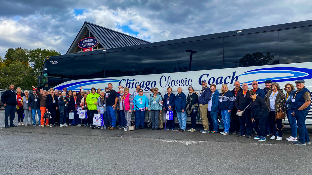 1,100th Tour Bus Group Photos